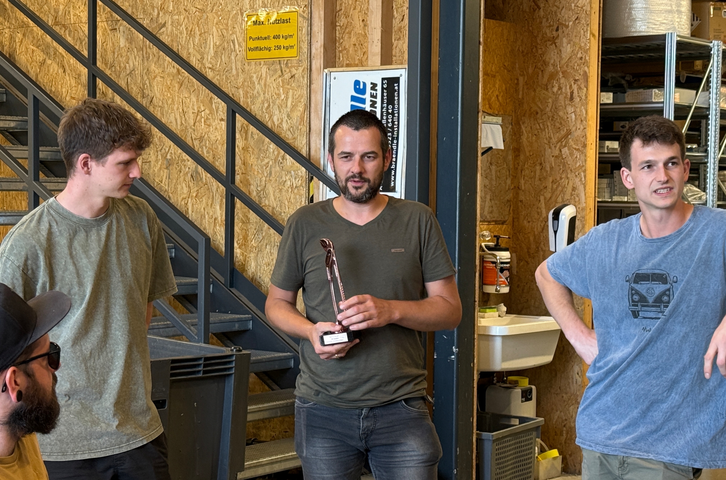 20250718_123847809_iOS