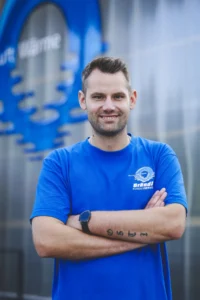 Portrait Dominik Ostermann – Kundenservice-Monteur bei Brändle Installationen