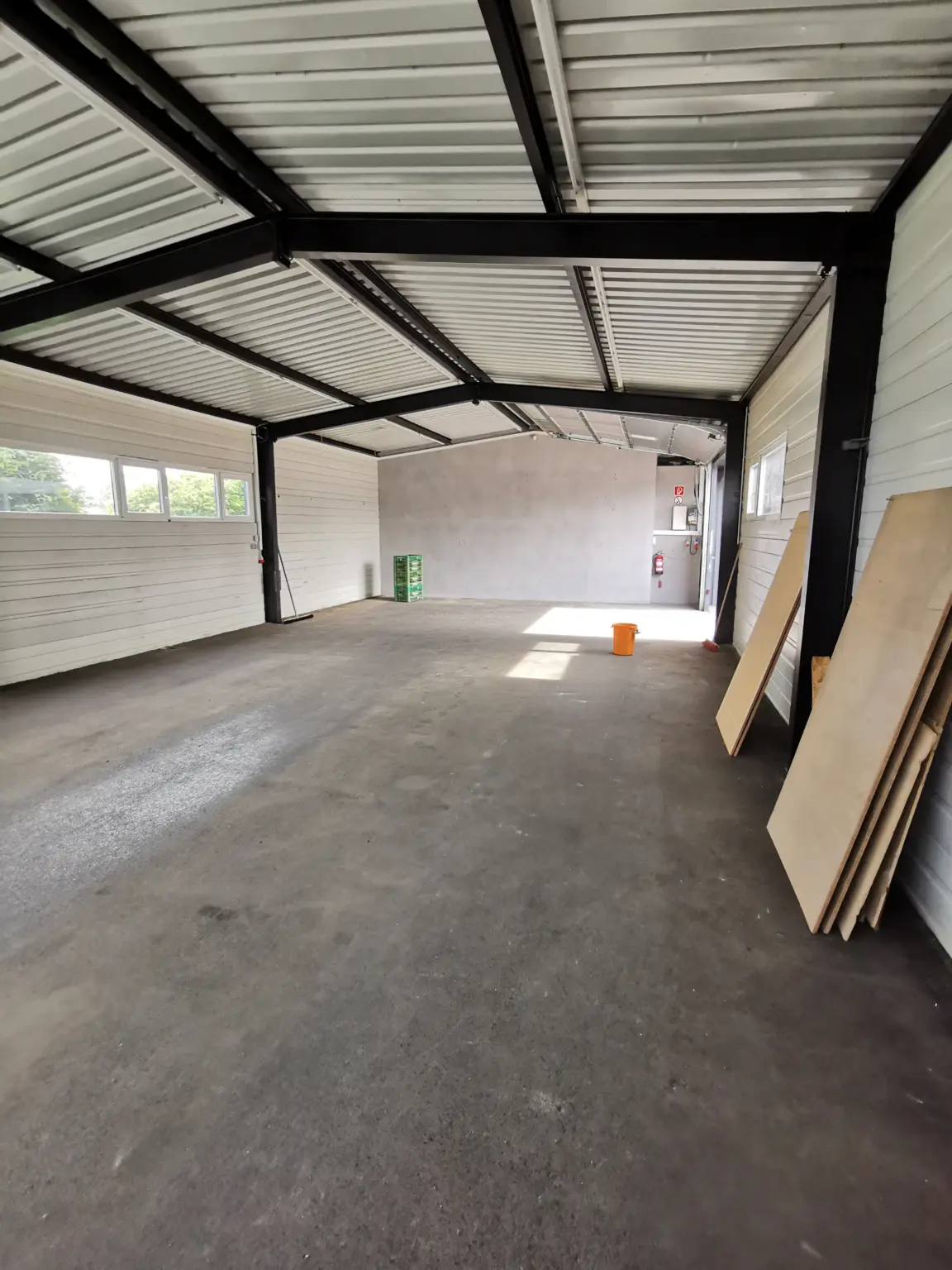 Die leere Halle in Altach nach dem Umzug